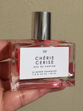 LE MONDE GOURMAND CHÉRIE CERISE Eau de Parfum - Brand New Never Used.